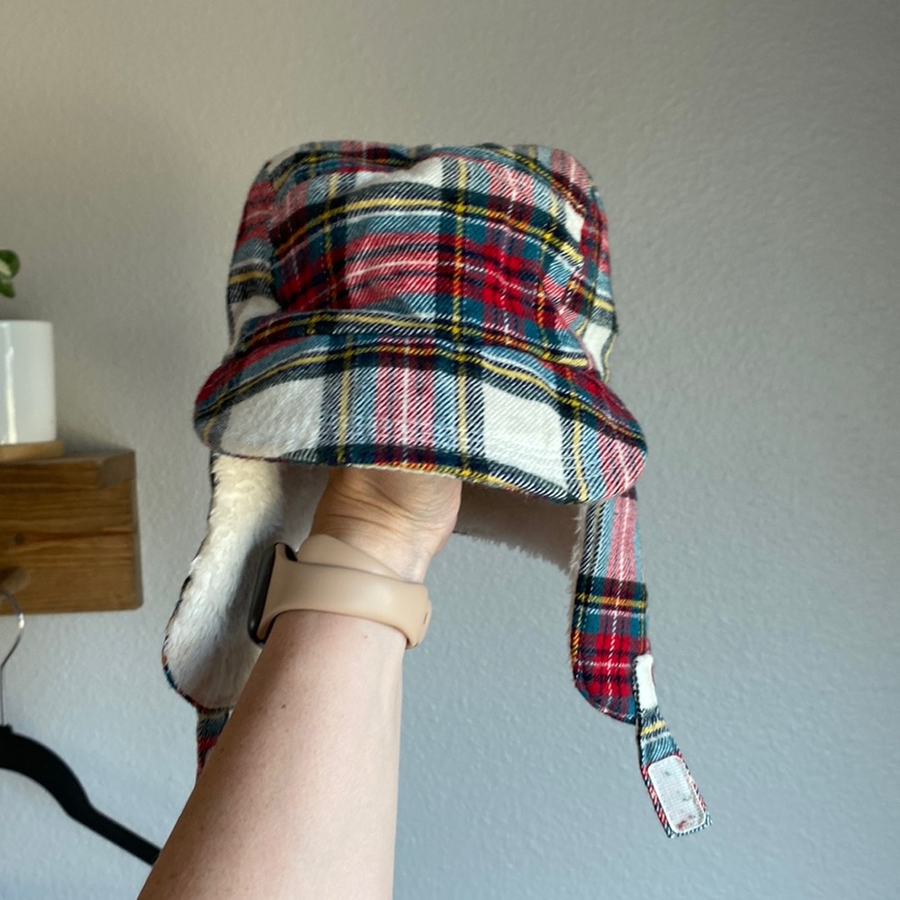 Baby Gap Winter Hap with Flaps/ flannel and Sherpa/ 6-12mo